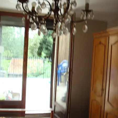 Maison *